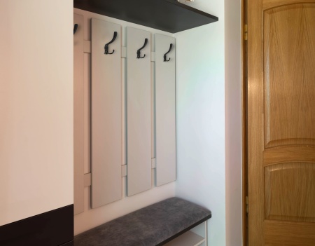 Крючок мебельный трехрожковый  матовый черный фото в интернет-магазине МКФ